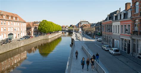 wandelen in doornik|Wandeling in het historische hart van Doornik